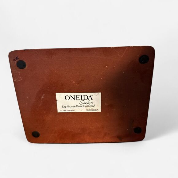 Oneida Studios Lighthouse Point Collection 1998 Split Rock, MN Vintage decor - Picture 7 of 7